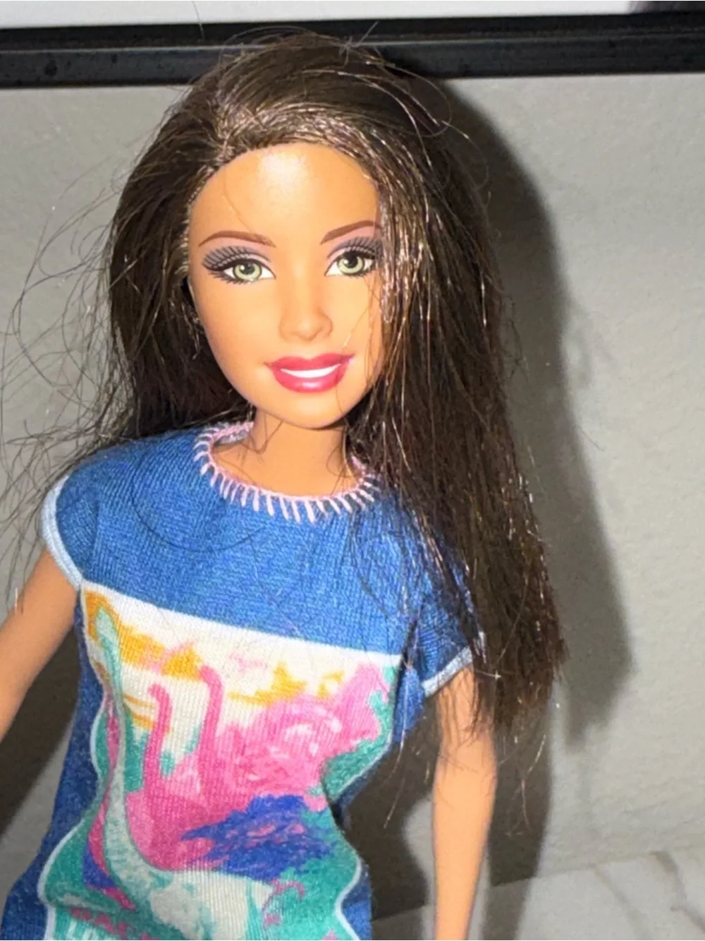 Barbie Mattel brunette plus size doll